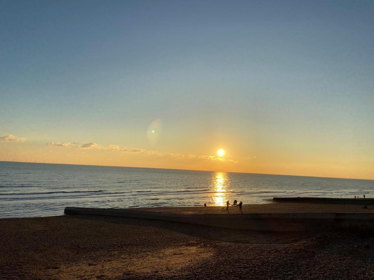 The Windsor Apartment By Gge, Brighton Beach, Sleeps 4 Luaran gambar